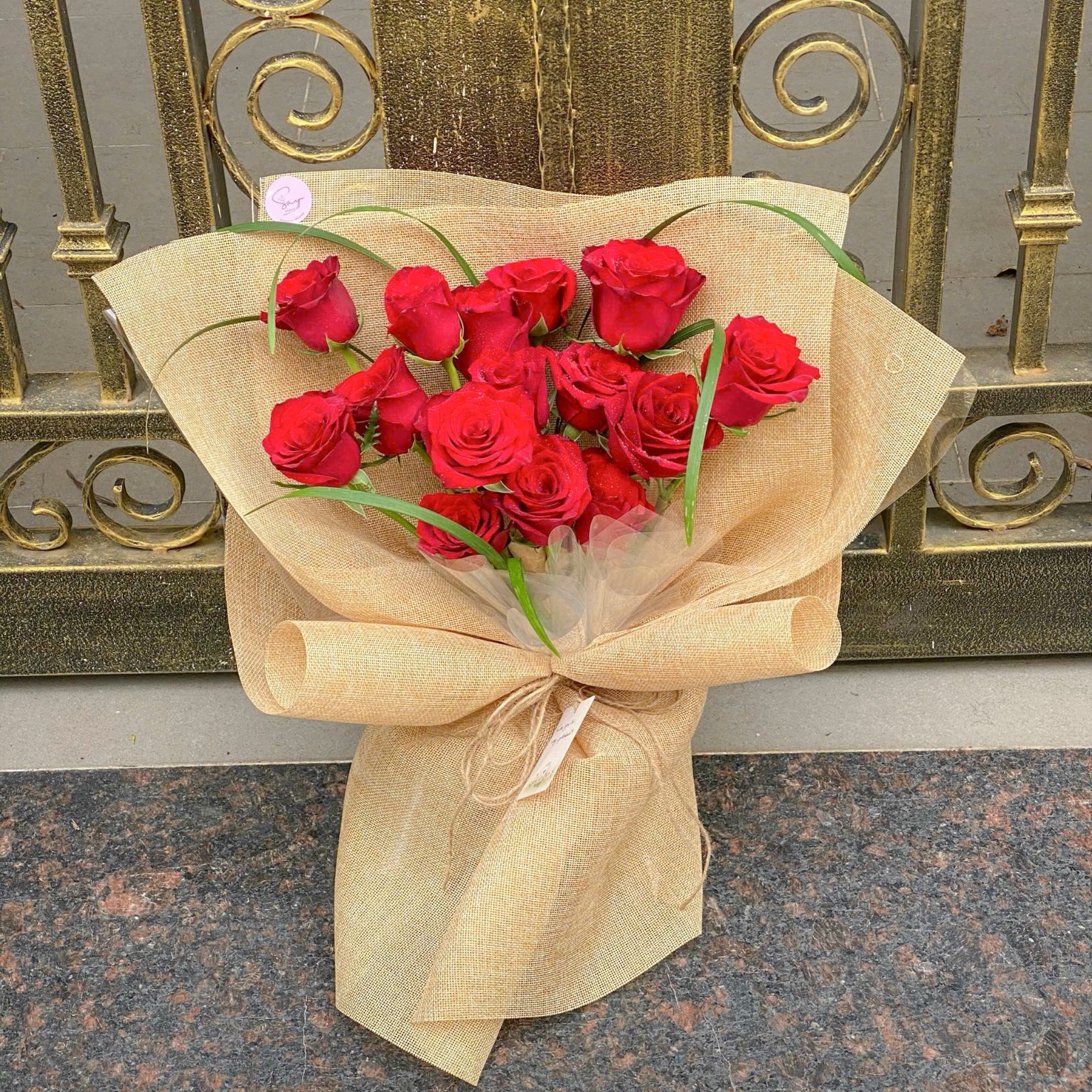 Hồng đỏ giấy bố nâu