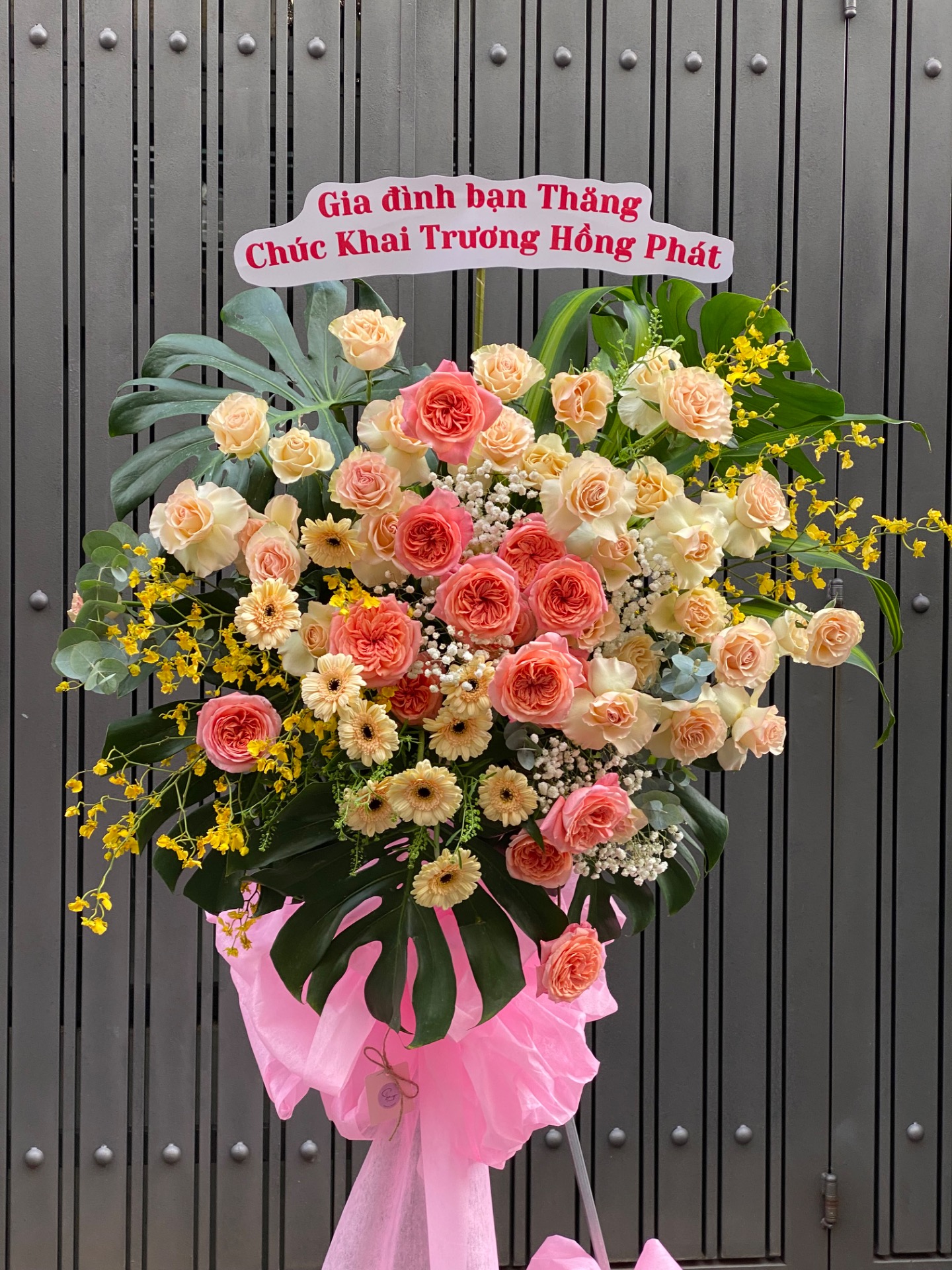 Kệ hoa hồng phát 2