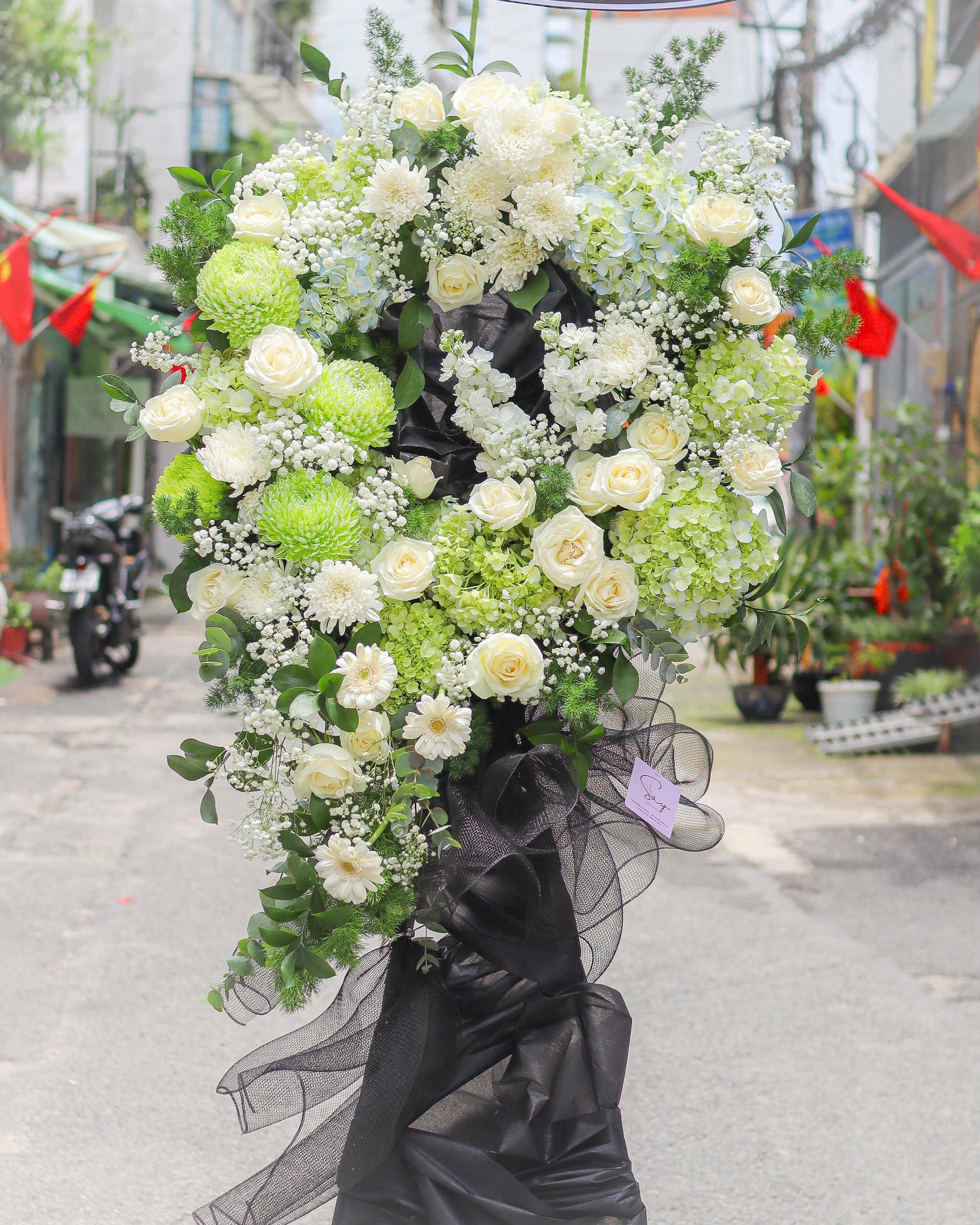 Hoa chia buồn 1